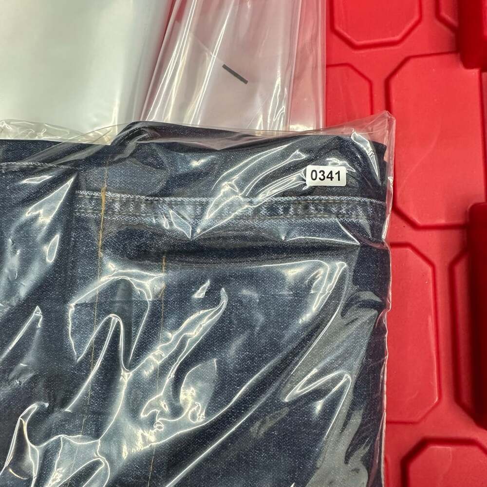 Levi's SilverTab Baggy Dark Wash Denim Jeans -  38x32 - Picture 5 of 5